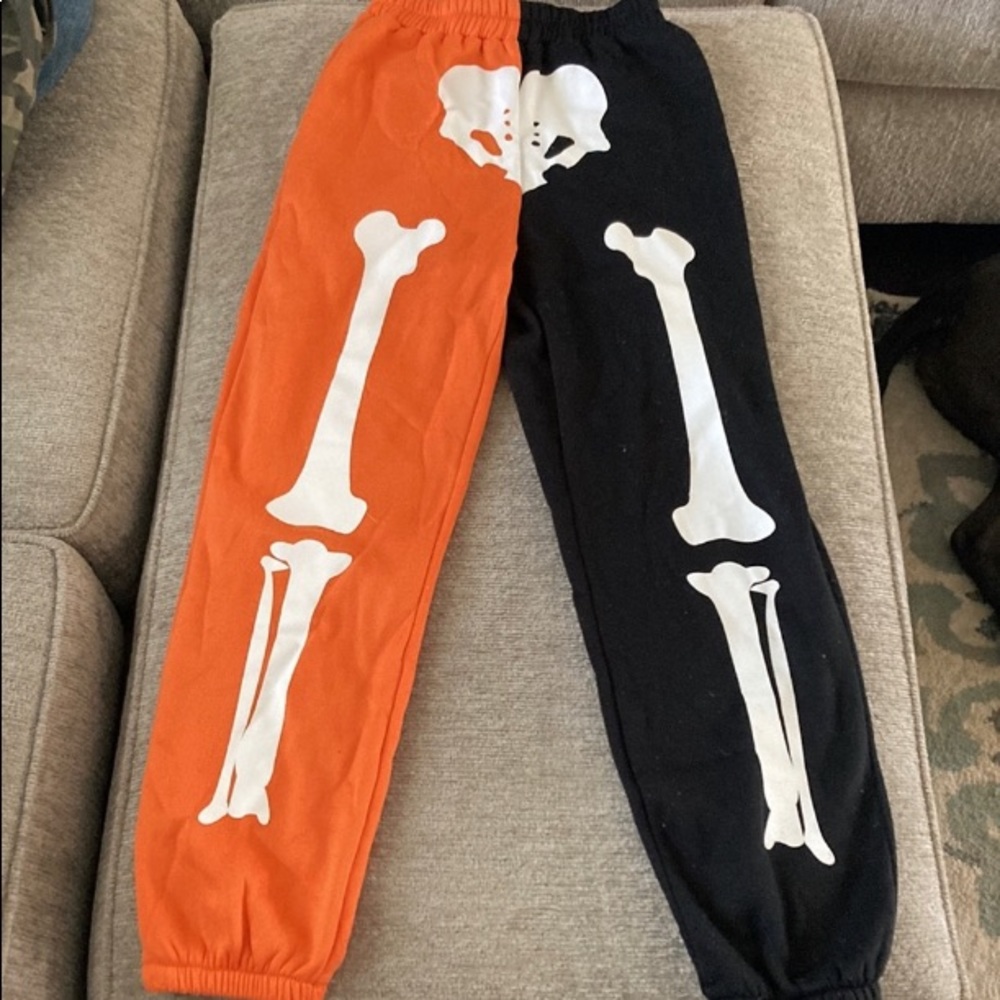 Skeleton sweat suit, the top is reflective